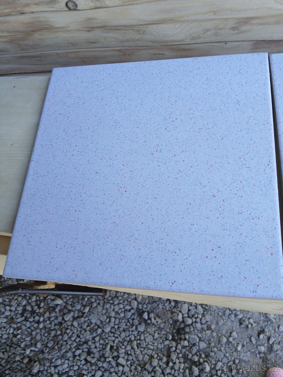 Dlažba 30/30cm