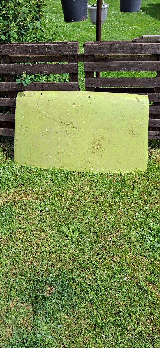 Náhradní díly Škoda 100