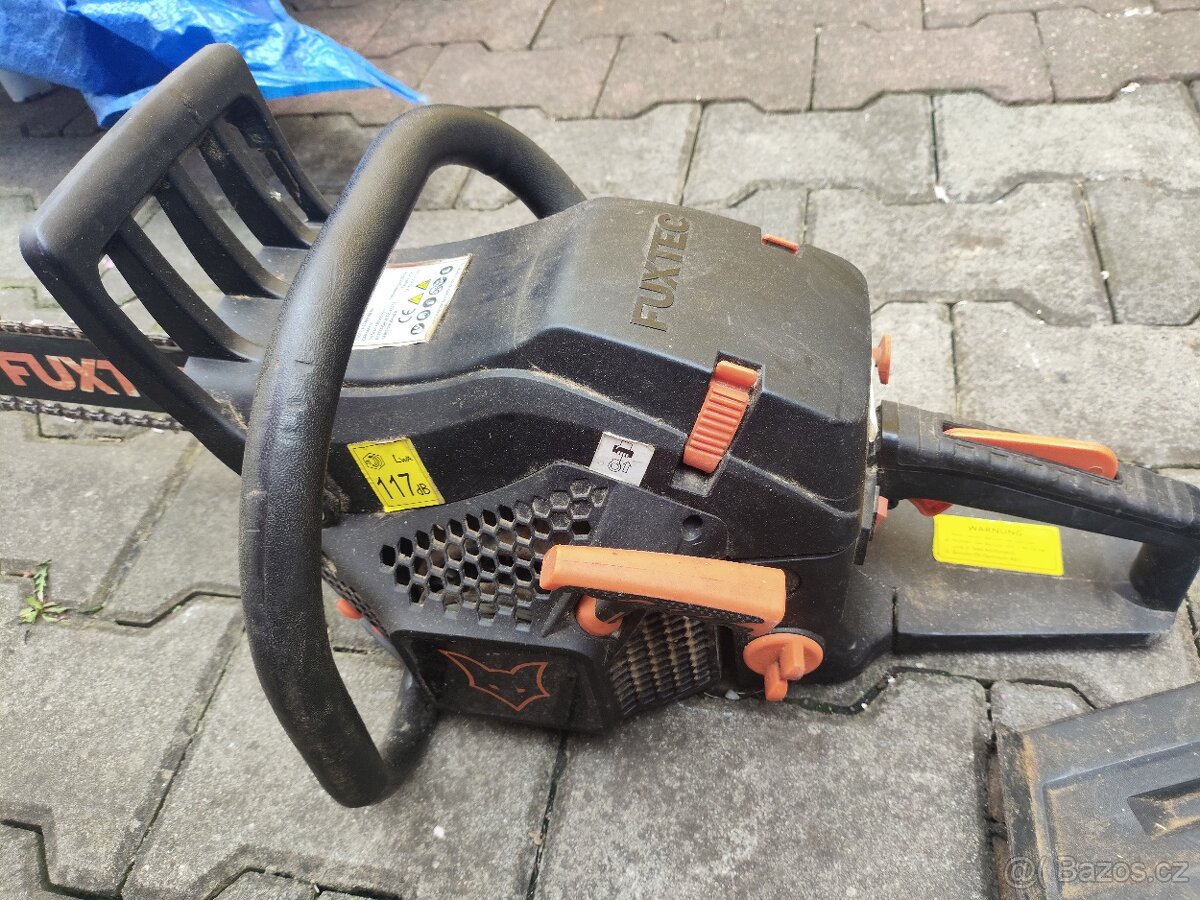 Benzínová řetězová pila fuxtec