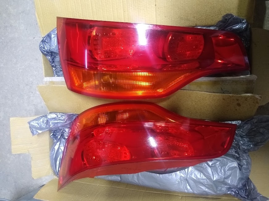 AUDI Q7 4L zadní světla par 2005-2009