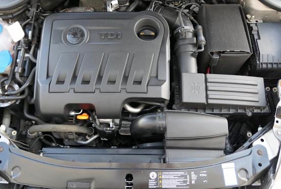 Motor naftový CFHF 2.0TDI 81KW Škoda Yeti 2015