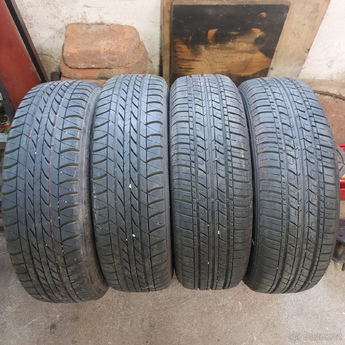 Letní pneu 165/70 r13
