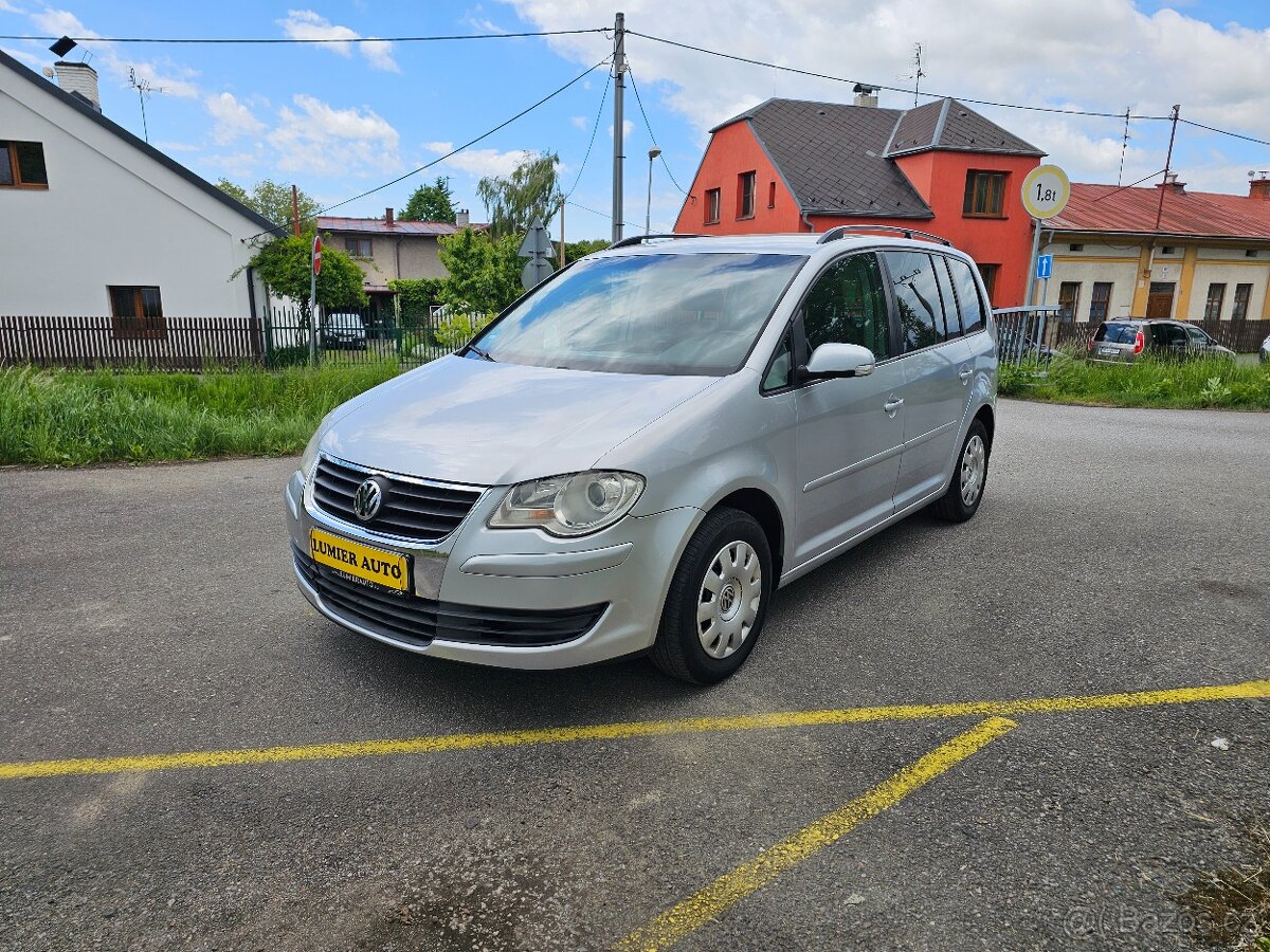 Volkswagen Touran 2.0TDI,TAŽNÉ