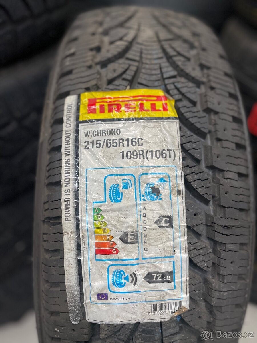 Zimní pneu 215/65 R 16 C Chrono Pirelli