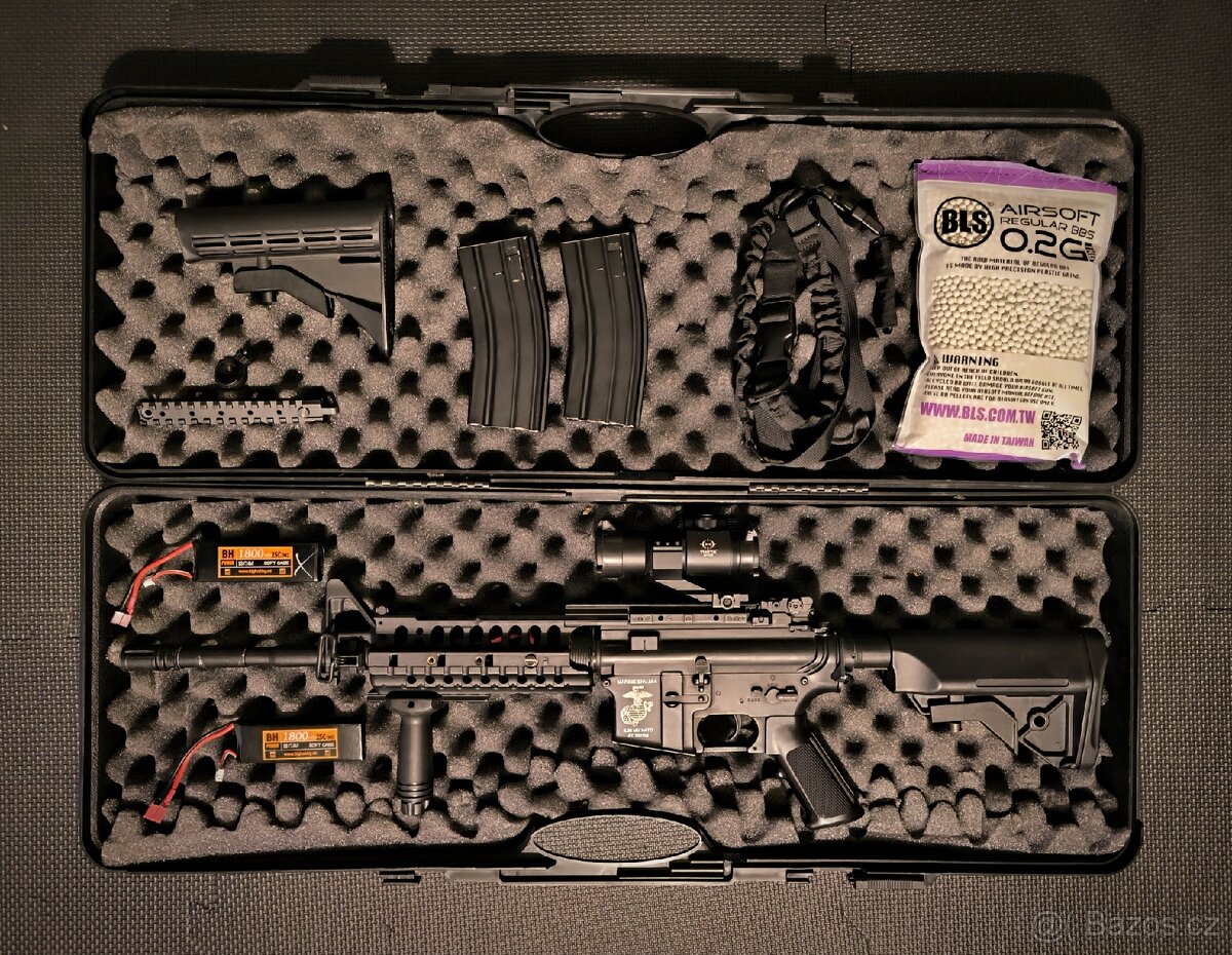Aimtop M4 airsoft zbraň, příslušenství, kufr, baterky...