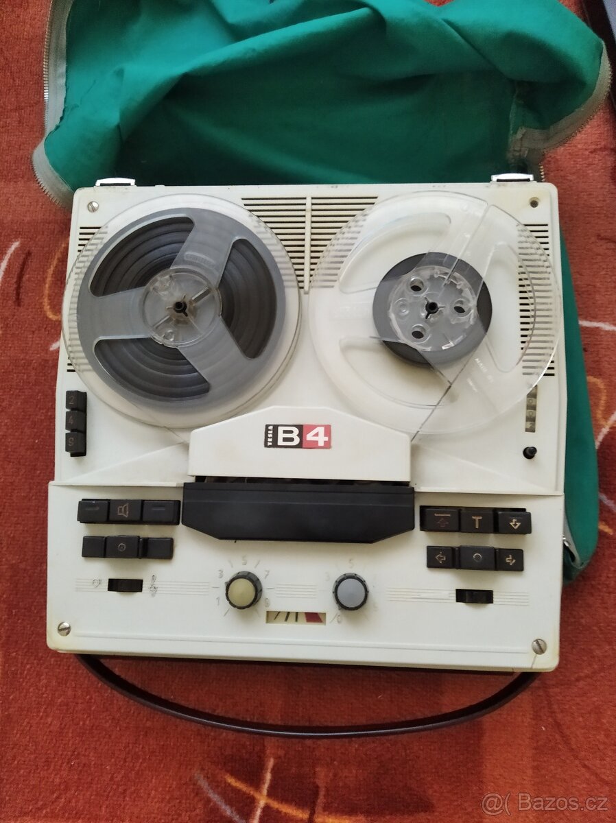 Kotoučový magnetofon B4