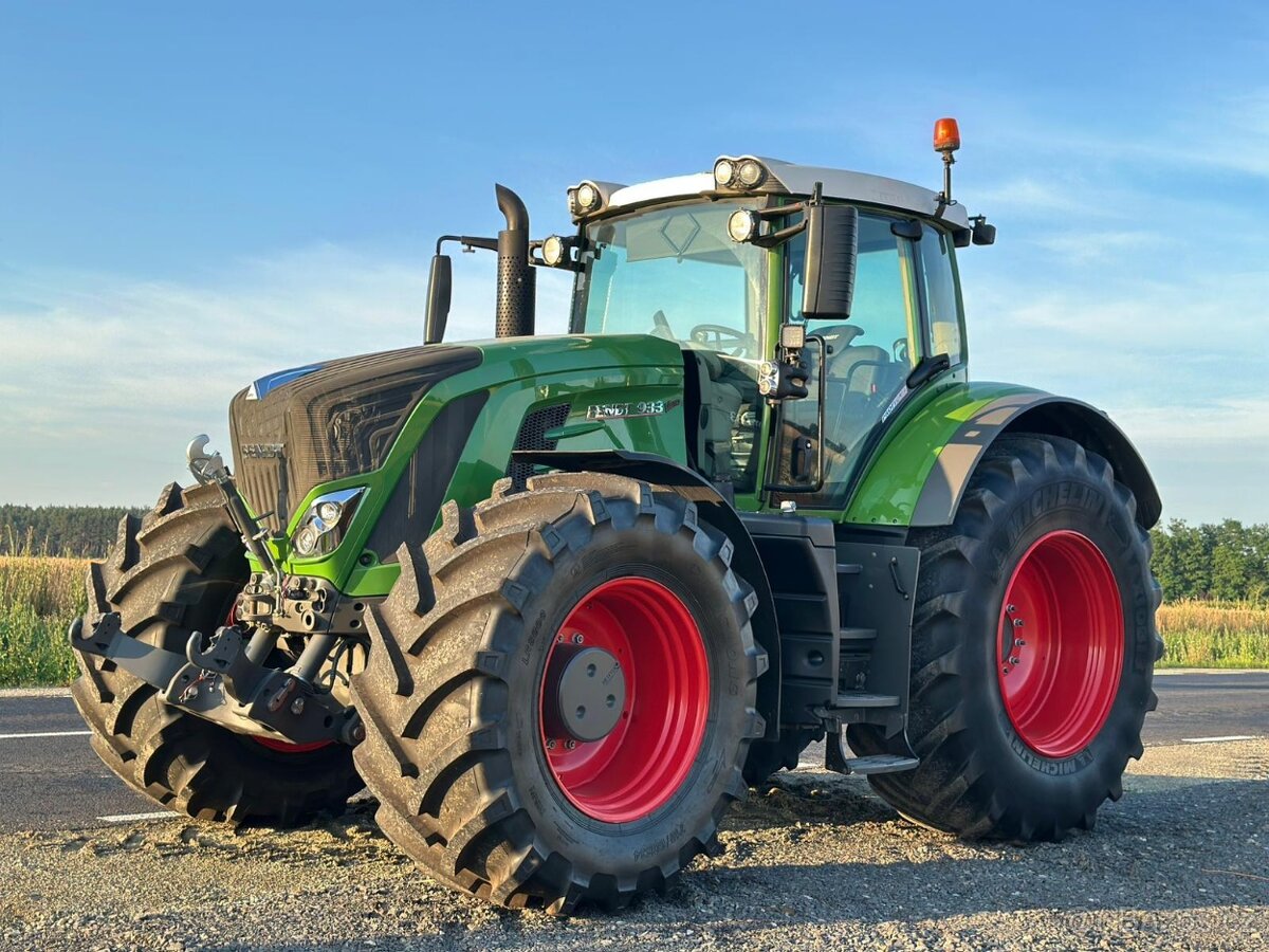 Fendt 933 Profi Plus . 2017 rok . Michelin