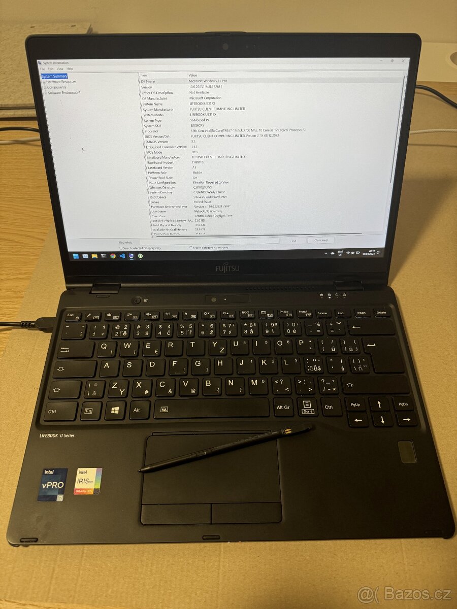 Fujitsu LIFEBOOK U9312X černý + dokovací stanice