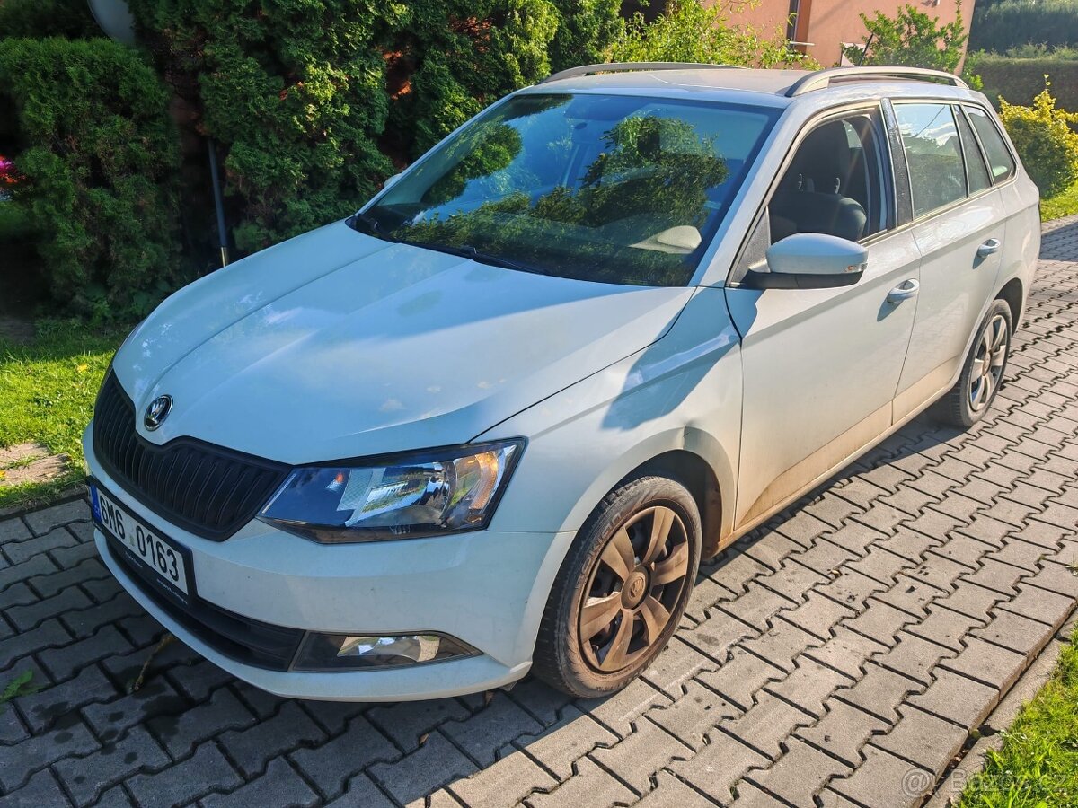 osobní automobil Škoda fabia