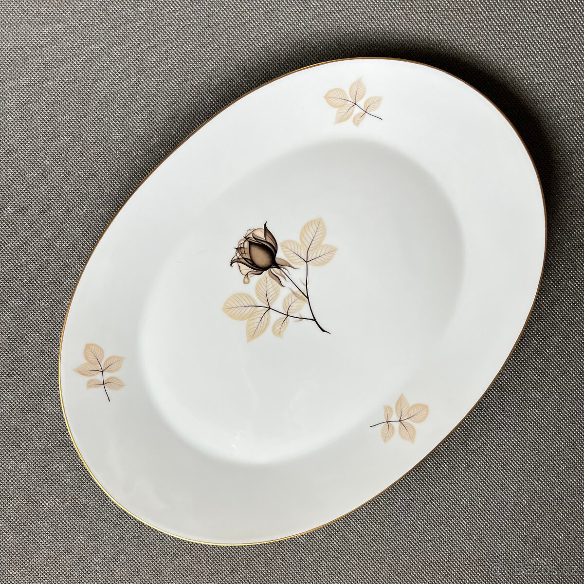 Rosenthal Oválný porcelánový tác 39x28 cm