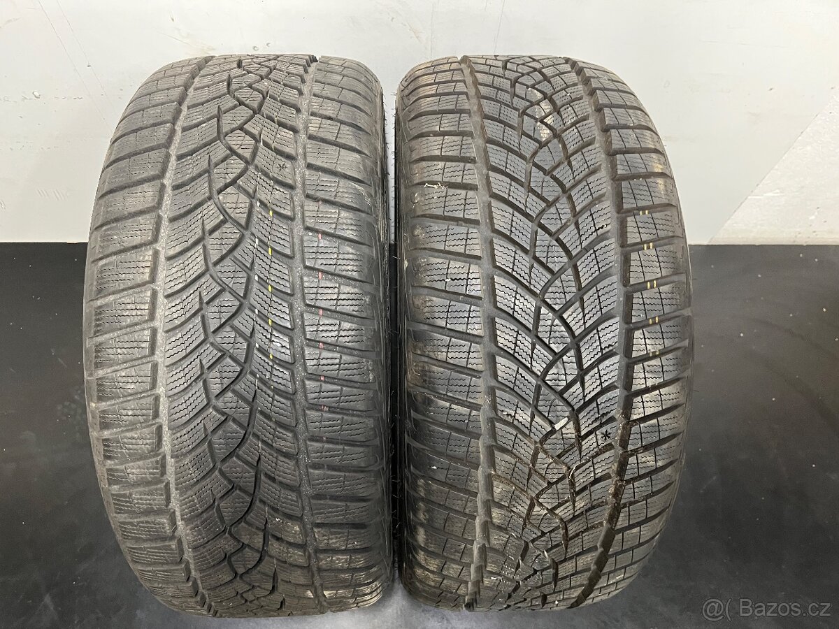 2x Goodyear 225/40 R18 Zimní