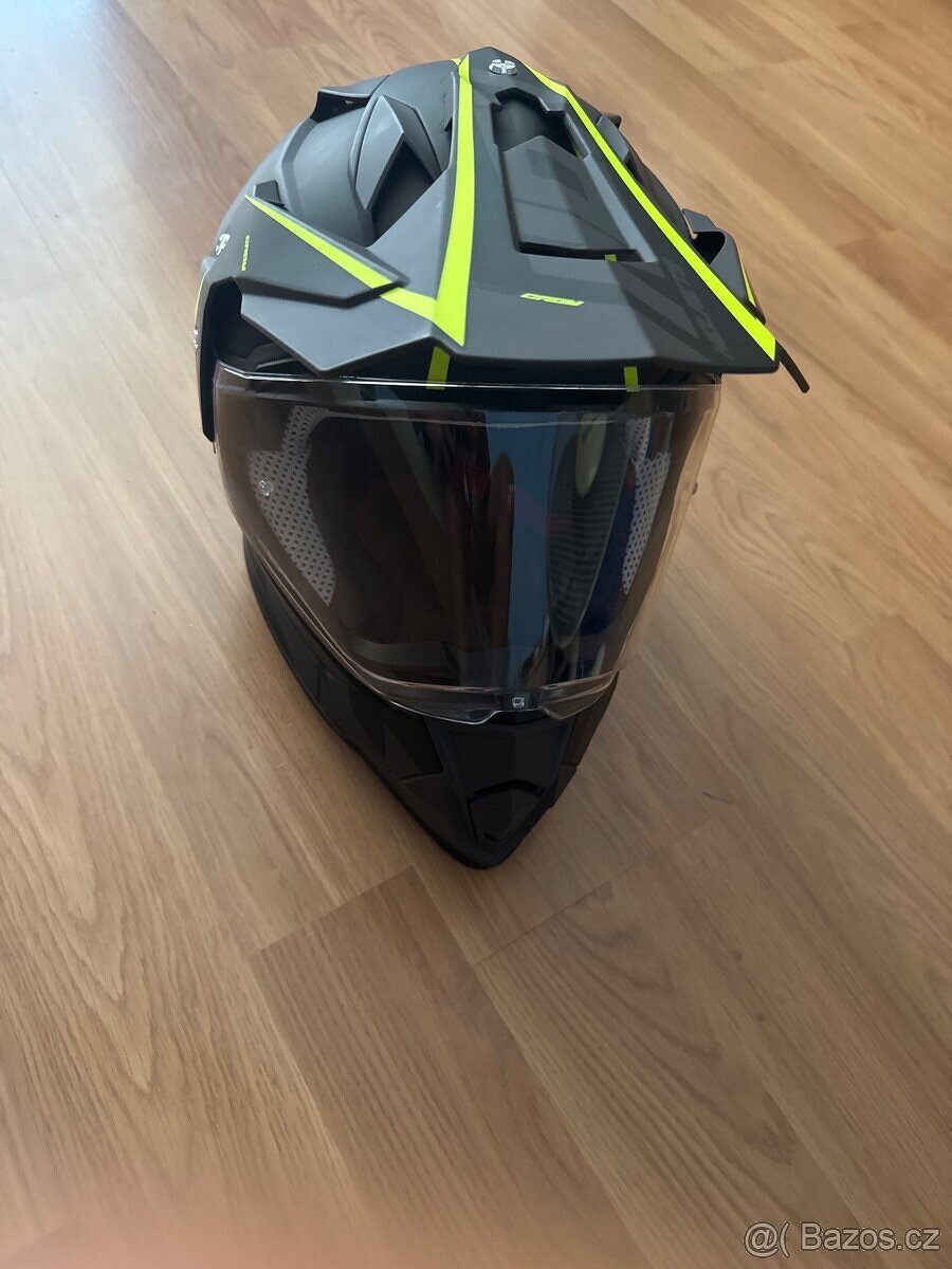 helma na motorku nox n312