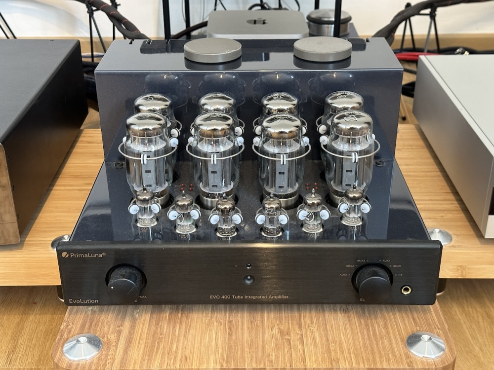Primaluna EVO400 Integrated + KT120 + Mullard NOS + Radiotec