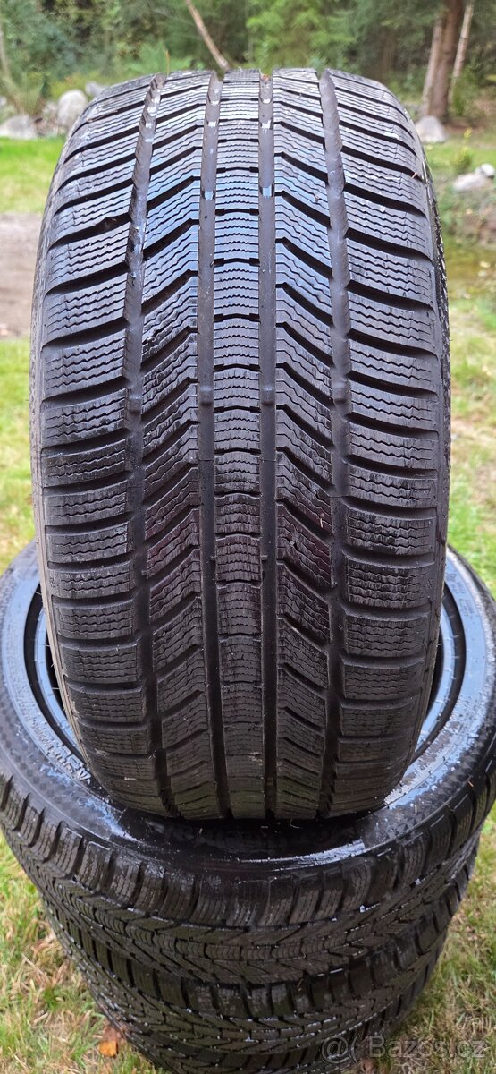 Zimní pneu 245/40 R18 97V XL Continental TS870p