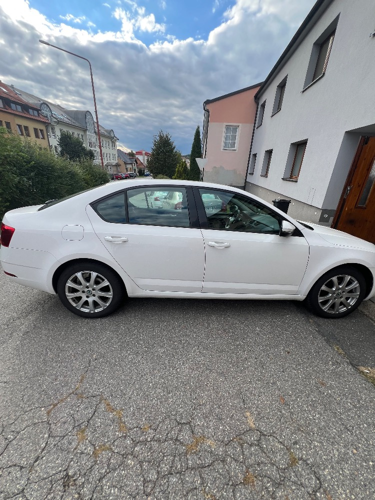 Škoda Octavia 3 1.6TDI 85Kw