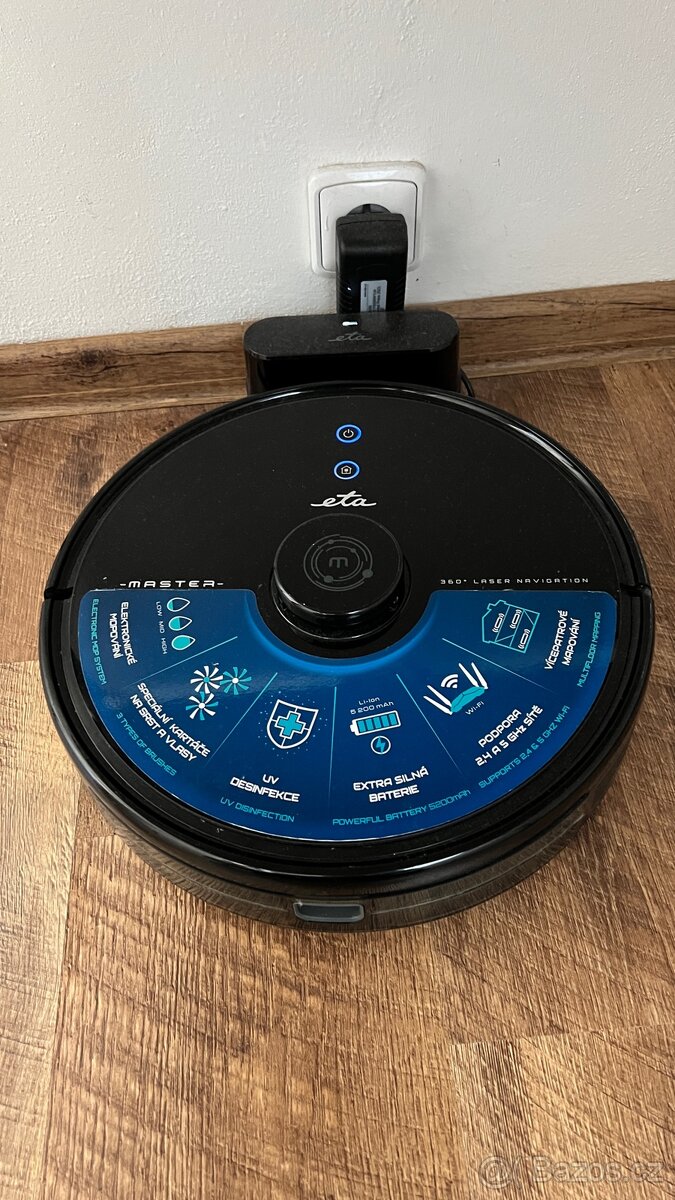 ETA Master 5229 90000 robotický vysavač