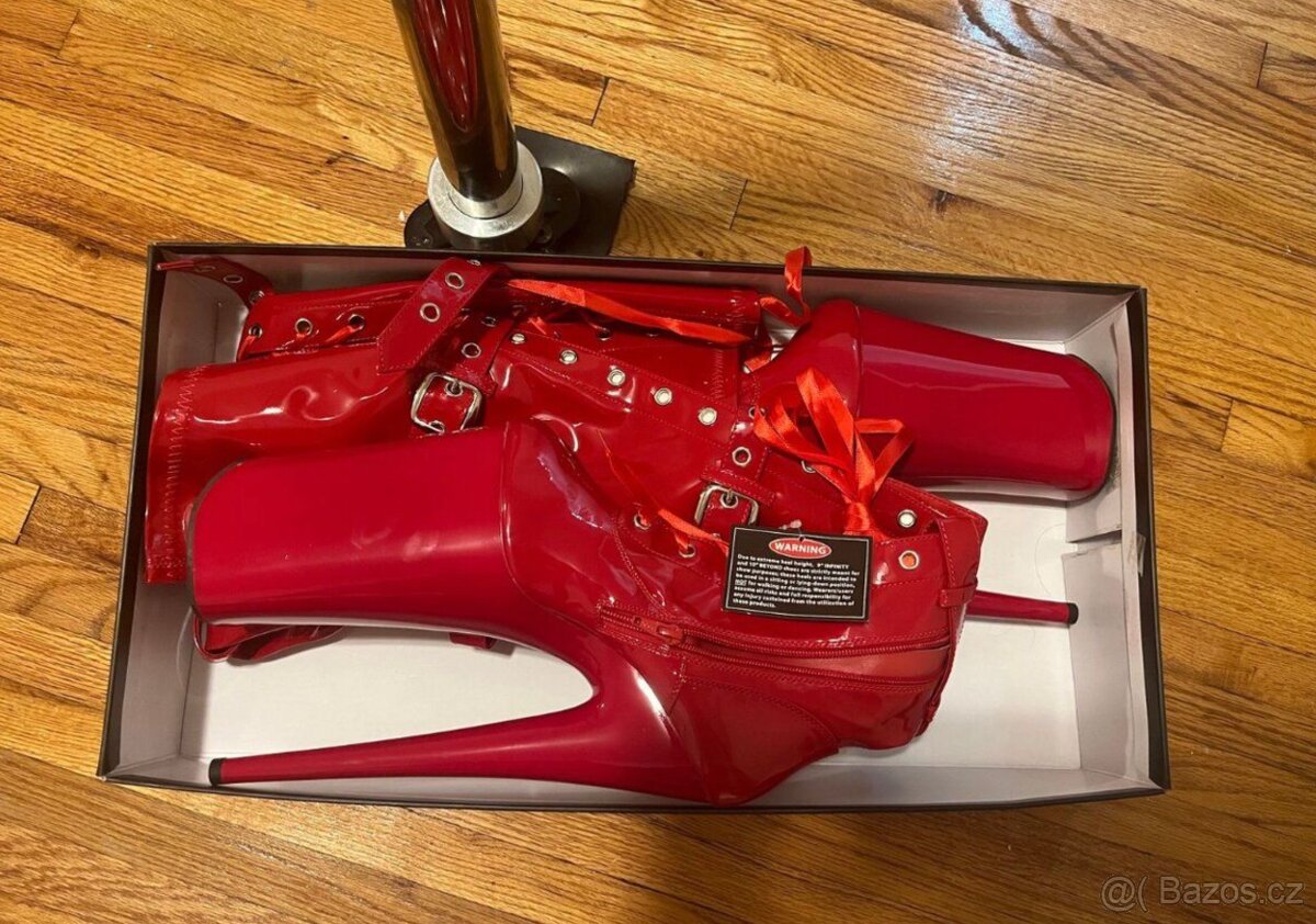 Pleaser Beyond 3028 nové a nenošené velikost EU 39 (US 9)