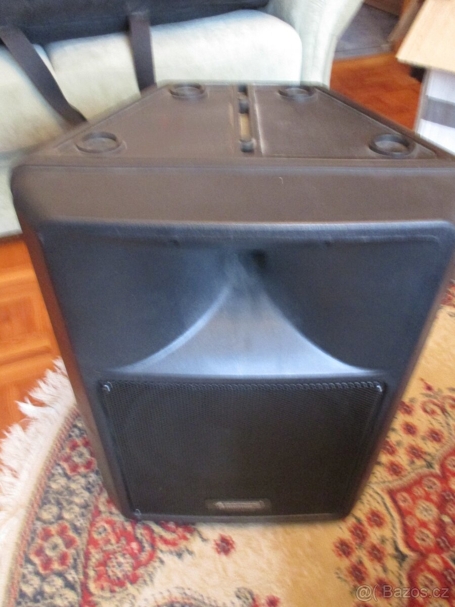 2x OMNITRONIC KB 212A+STOJANY