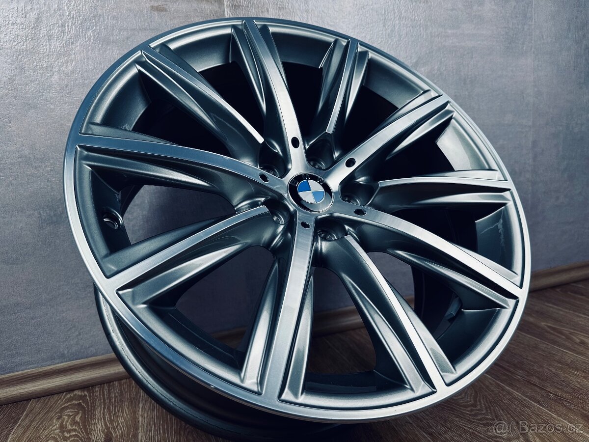 Originál R18 kola BMW 5 G30 styling 684
