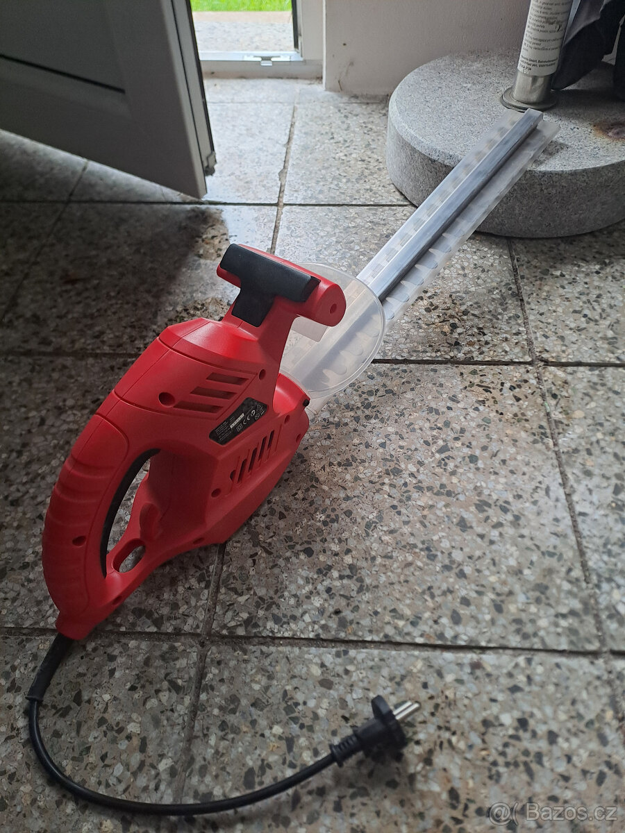 plotové nůžky LEVITA