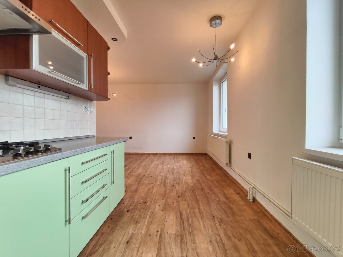 Pronájem bytu 2+kk Dr. Václava Peška, Chrudim