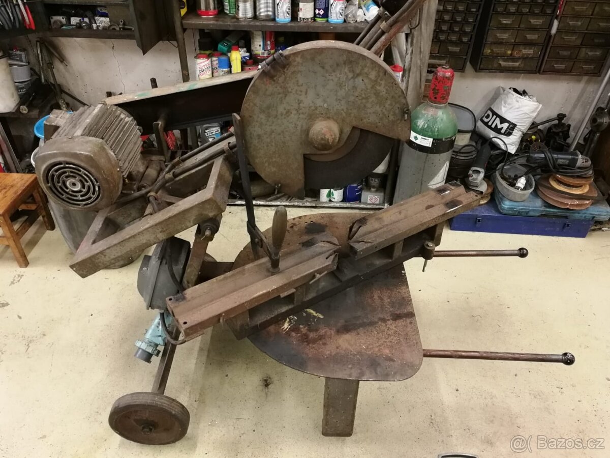 Stolni rozbrusovacka