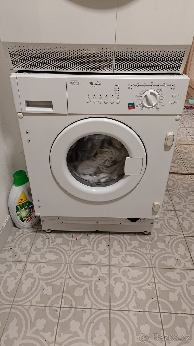 Pracka Whirlpool funkční