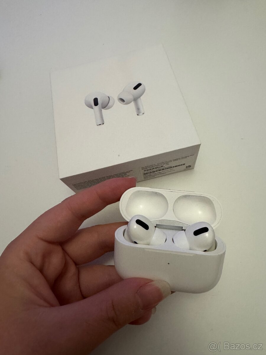 Apple AirPods Pro (1. generace)