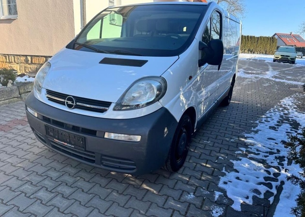 Opel Vivaro 1,9 DCI , L1H1 , 3 místa nafta