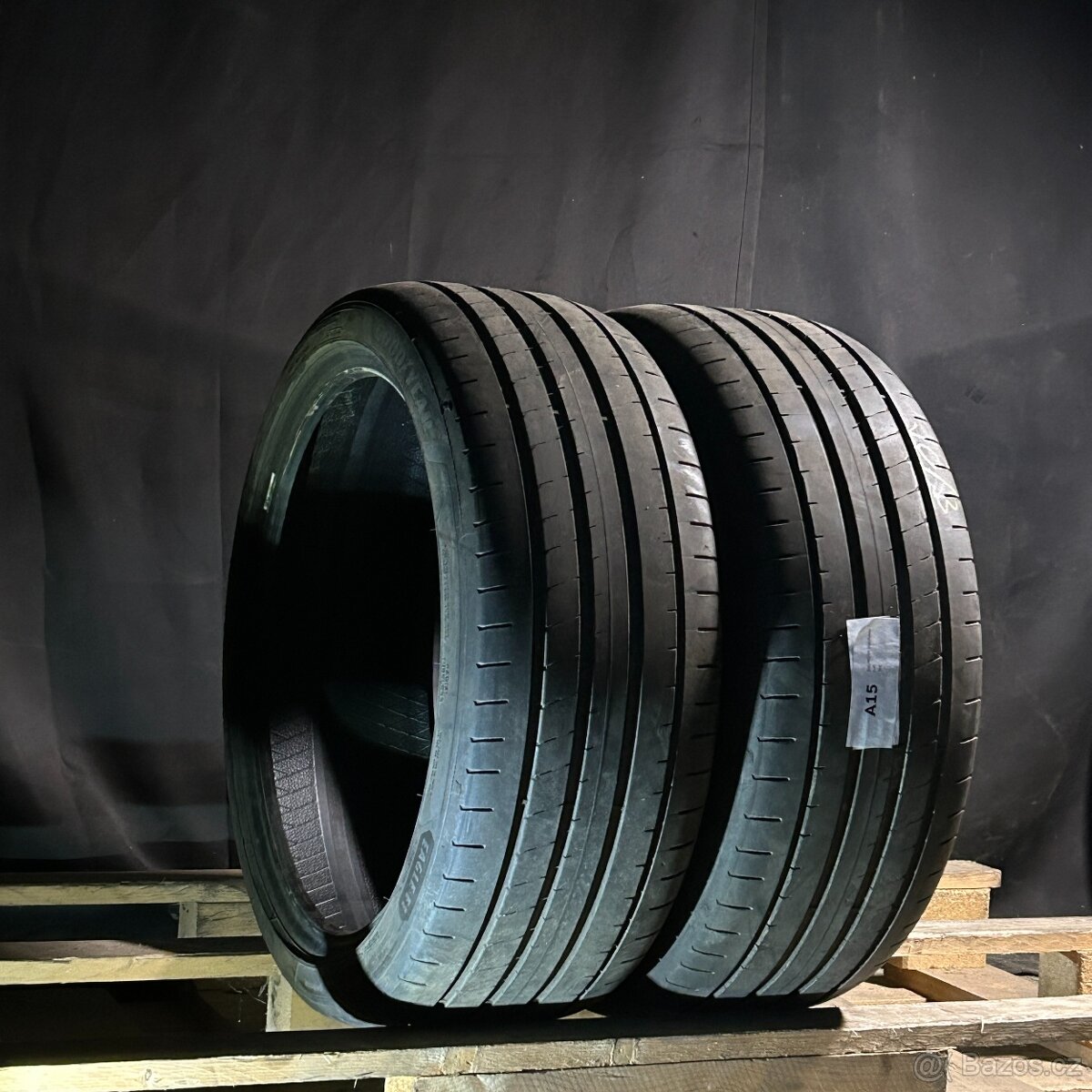 Letní pneu 225/40 R19 93Y Goodyear 4mm