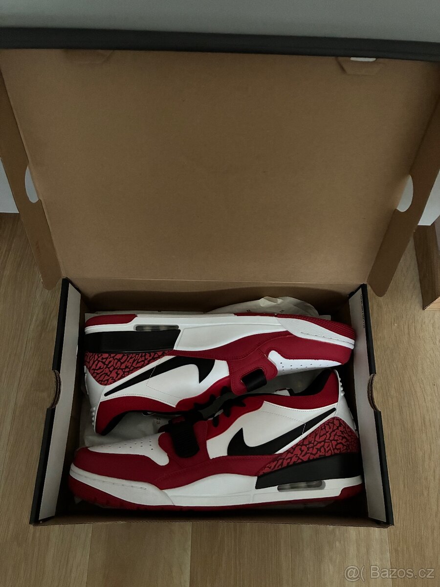 Air Jordan Legacy 312 Low, vel. 50.5 boty