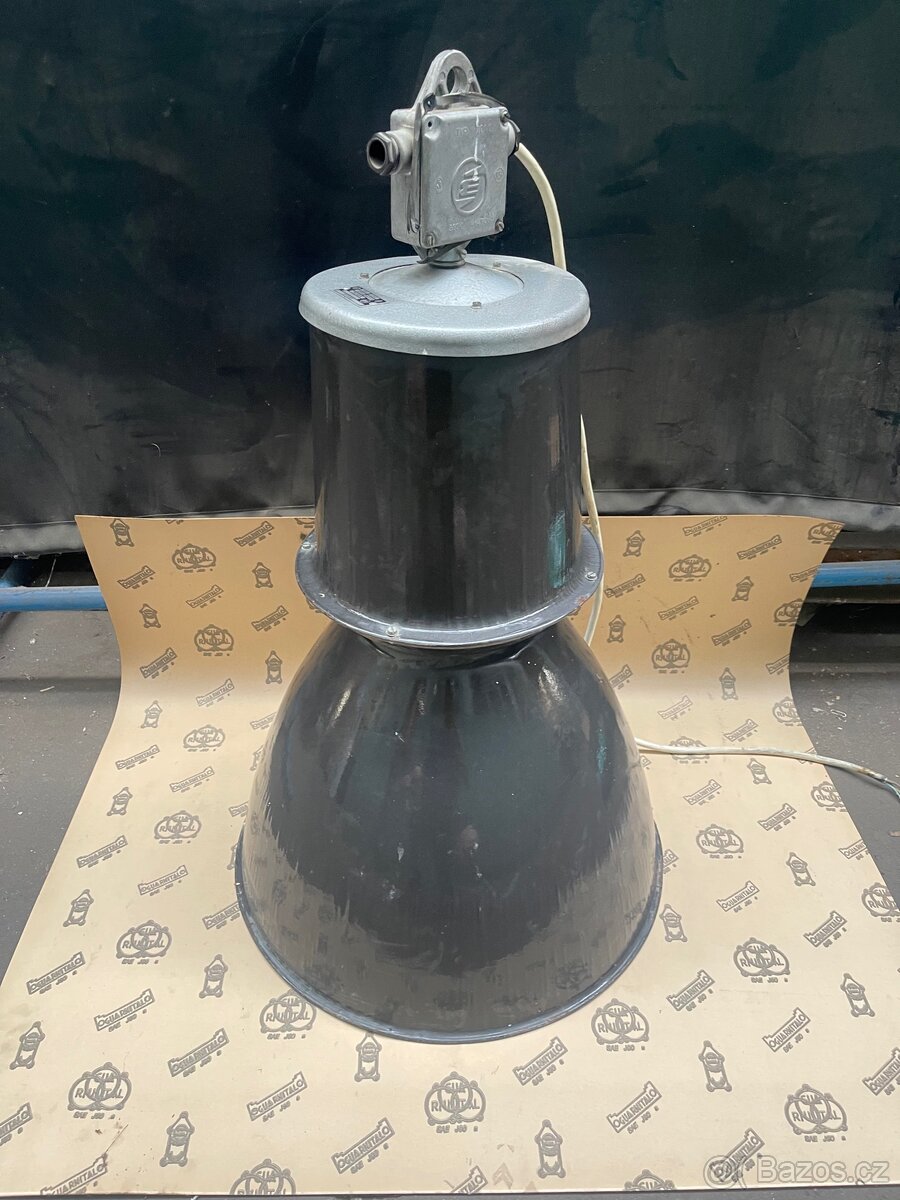 Výbojka - lampa