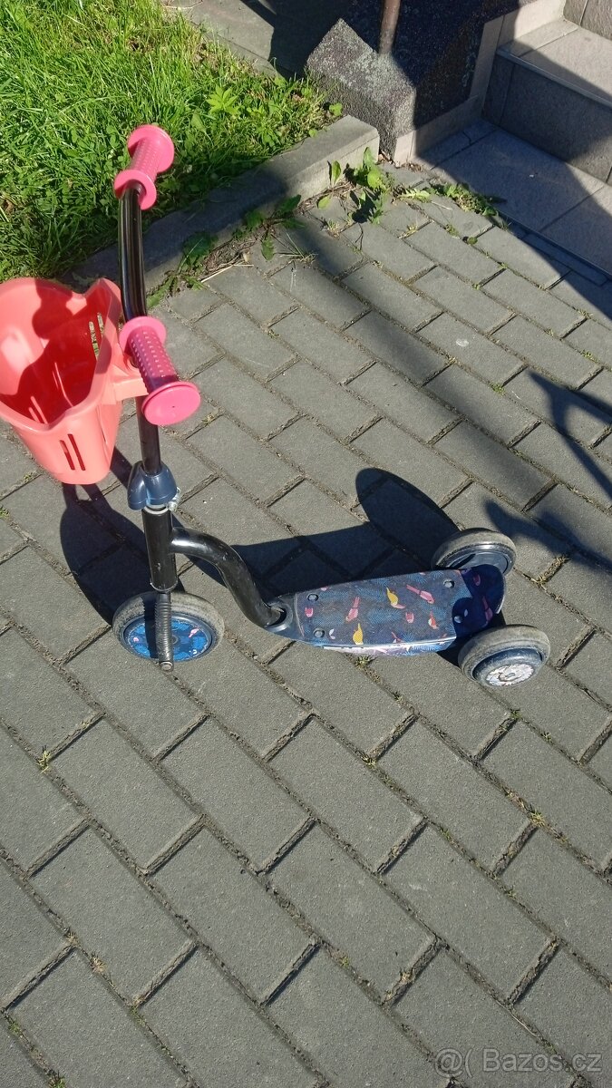 Koloběžka pro nejmenší Mongo Martes
