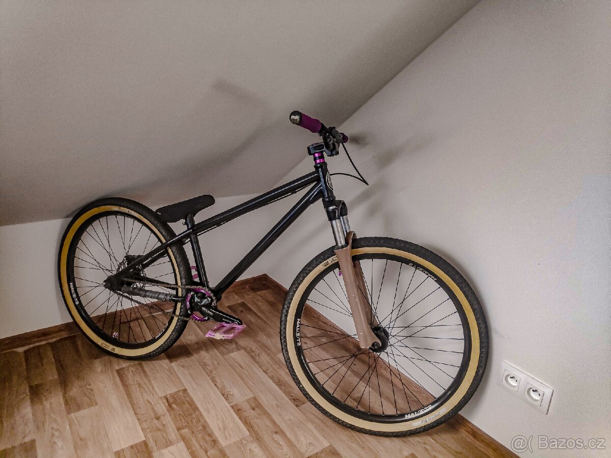 Identiti P66 Custom build