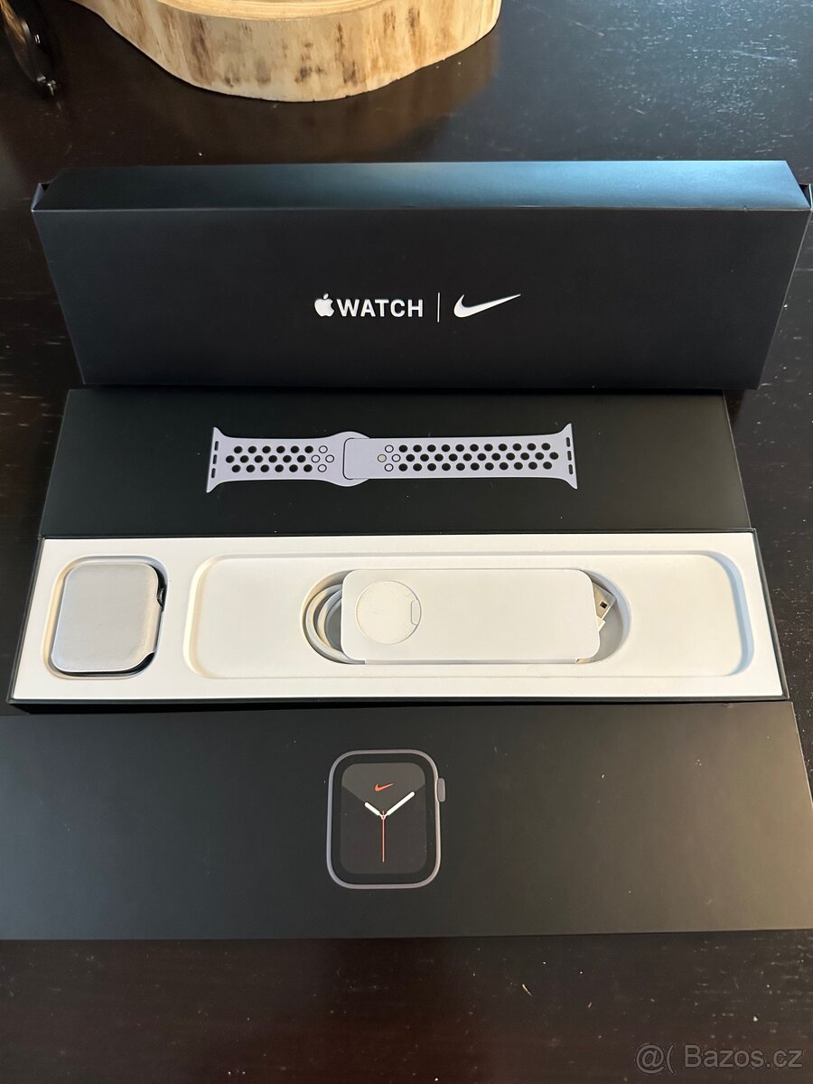 Apple Watch S6 44 mm Nike
