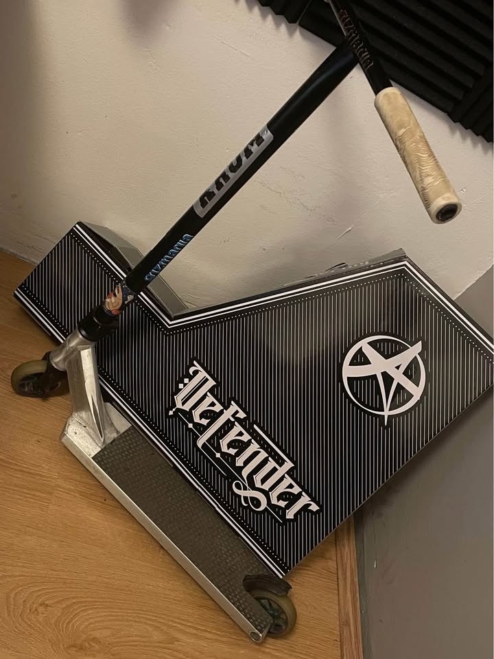 Ethic Koloběžka + Deska zdarma.