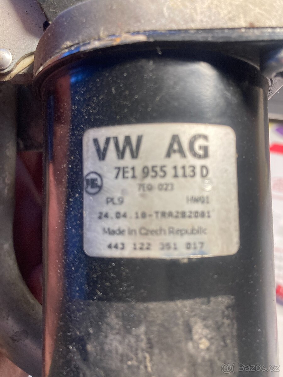Mechanismus stěračů s motorkem VW T6 7E1 955 113 D