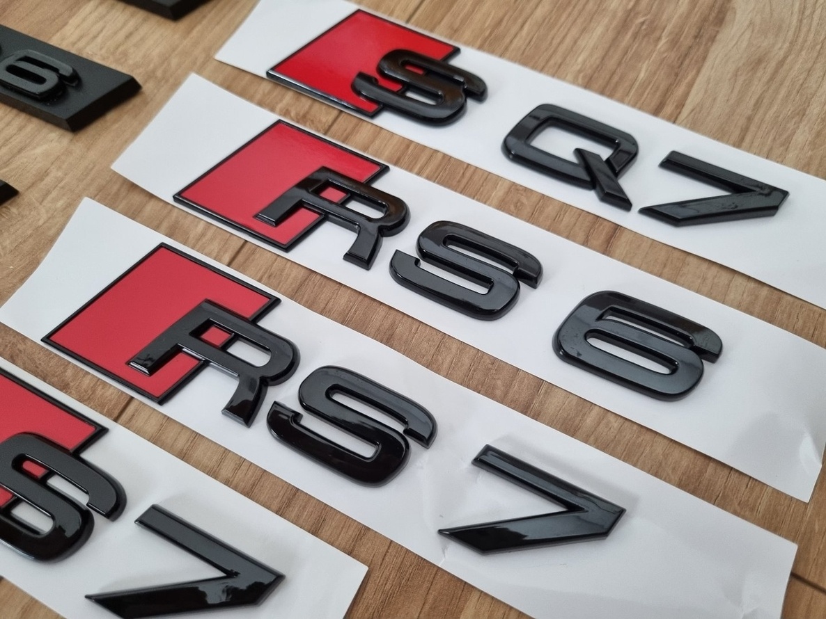 AUDI Napis logo znak S3 RS3 S4 RS4 S5 S7 RS7 RS6 SQ7 SQ8