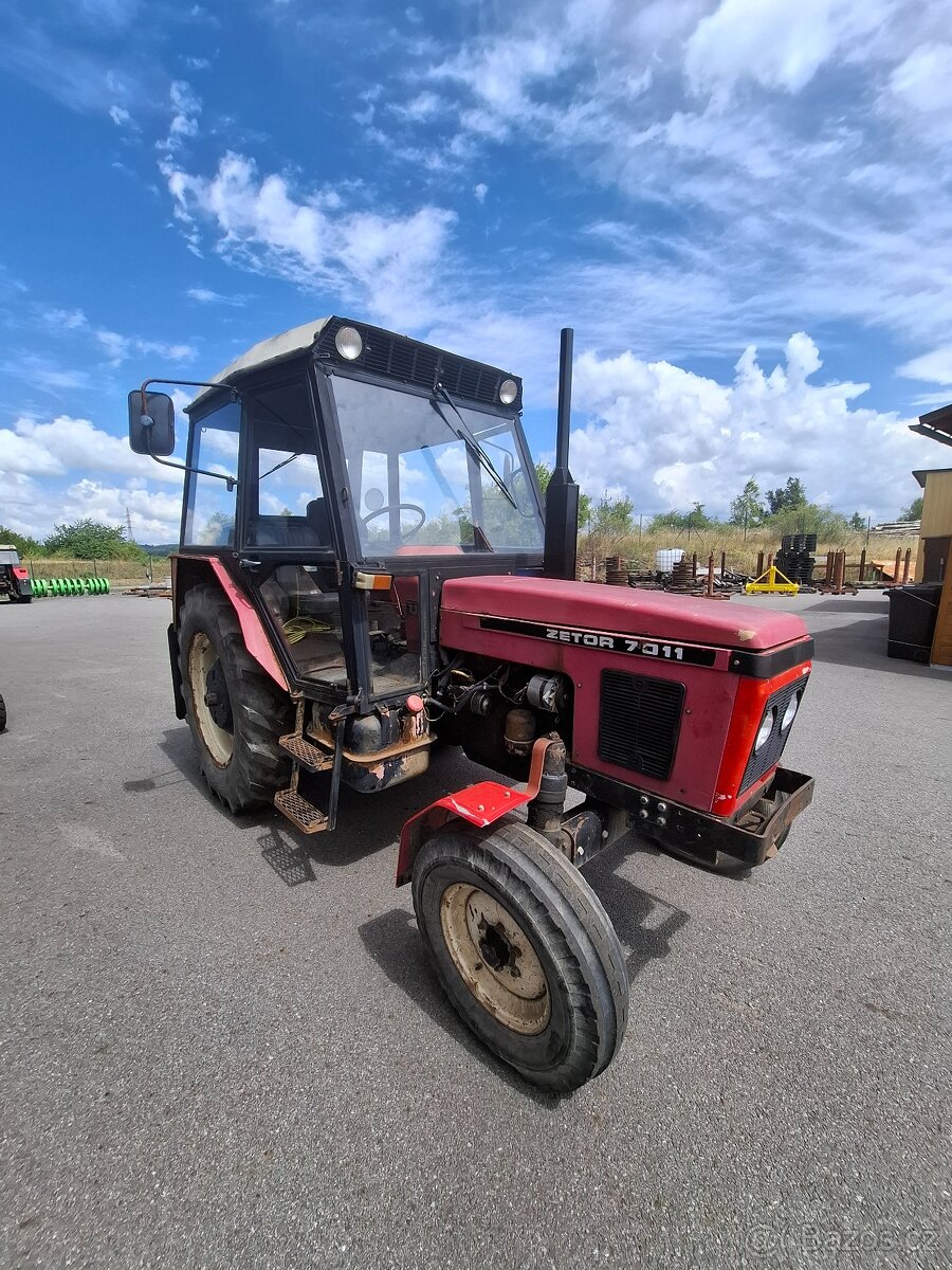 Zetor 7011