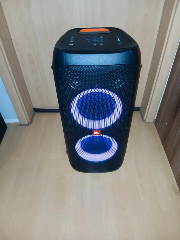 JBL 310