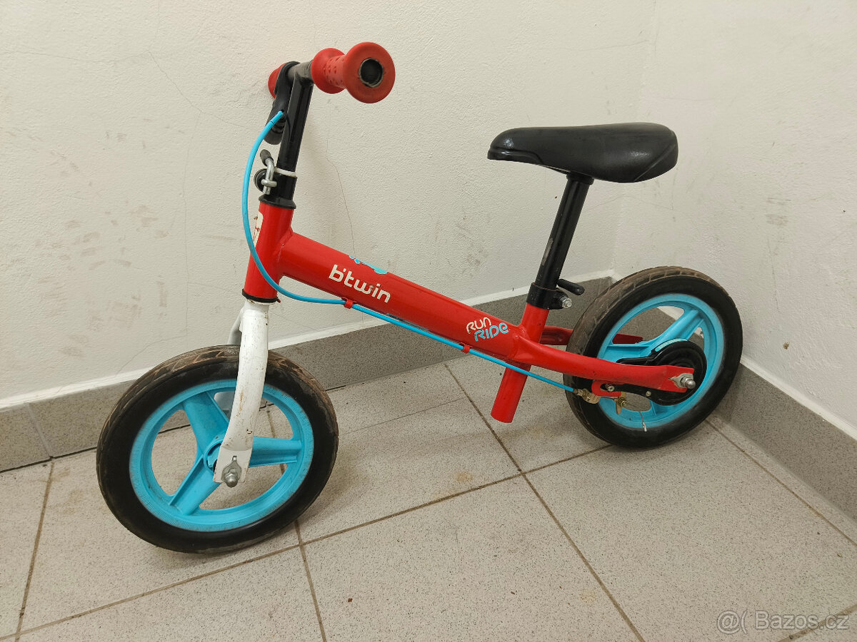 Dětské odrážedlo