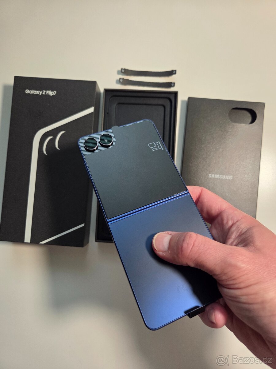 Prodám Samsung Z Flip 7, 12GB/512GB, nový, záruka do 8/2027
