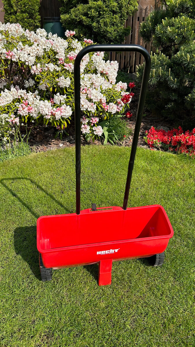 Posypový vozík - HECHT 220
