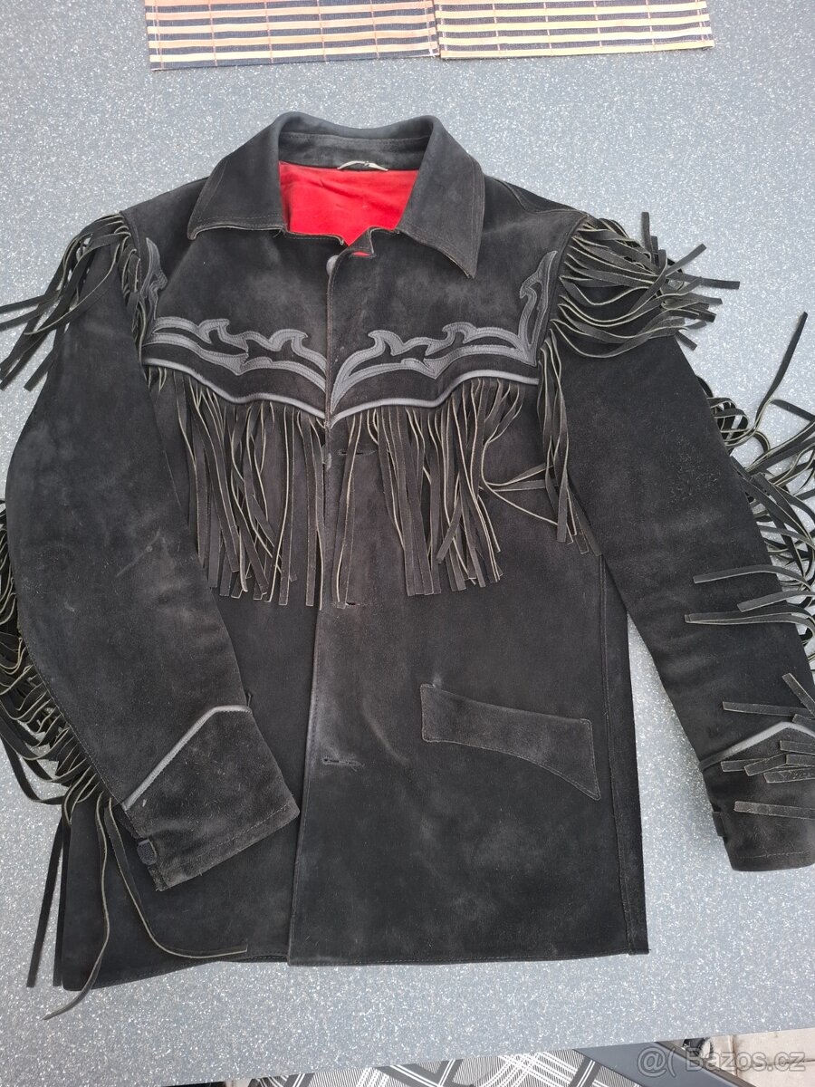 Westernová kozena bunda s třásněmi