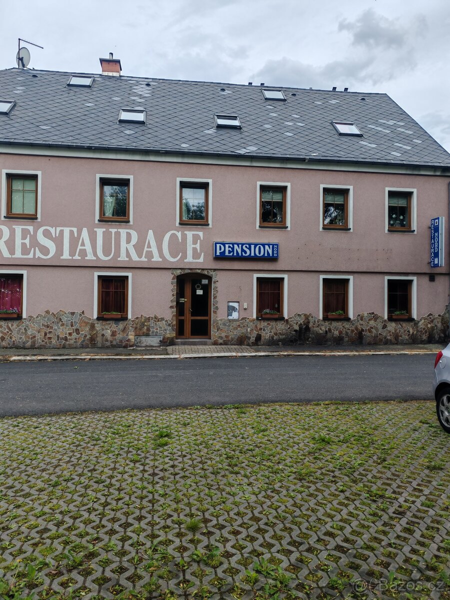 Pronajmu byt 1+2 v rodinném domě v obci Hora Svatého Šebesti