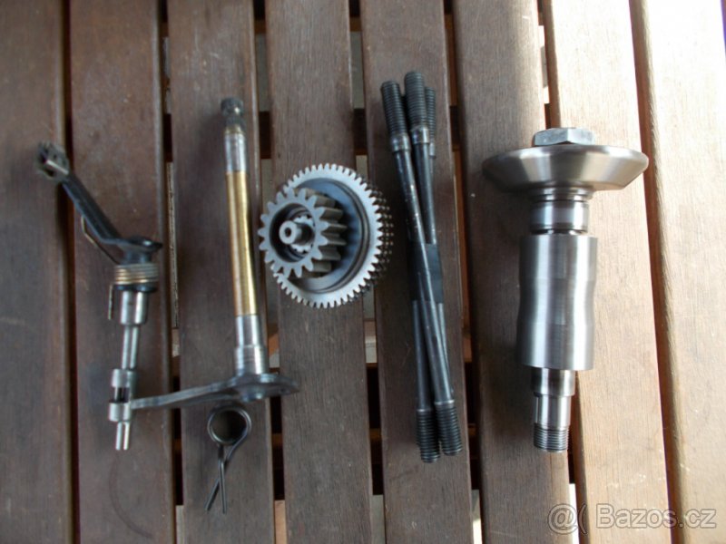 Husqvarna 610 Startér - Vyvažovací hřídel