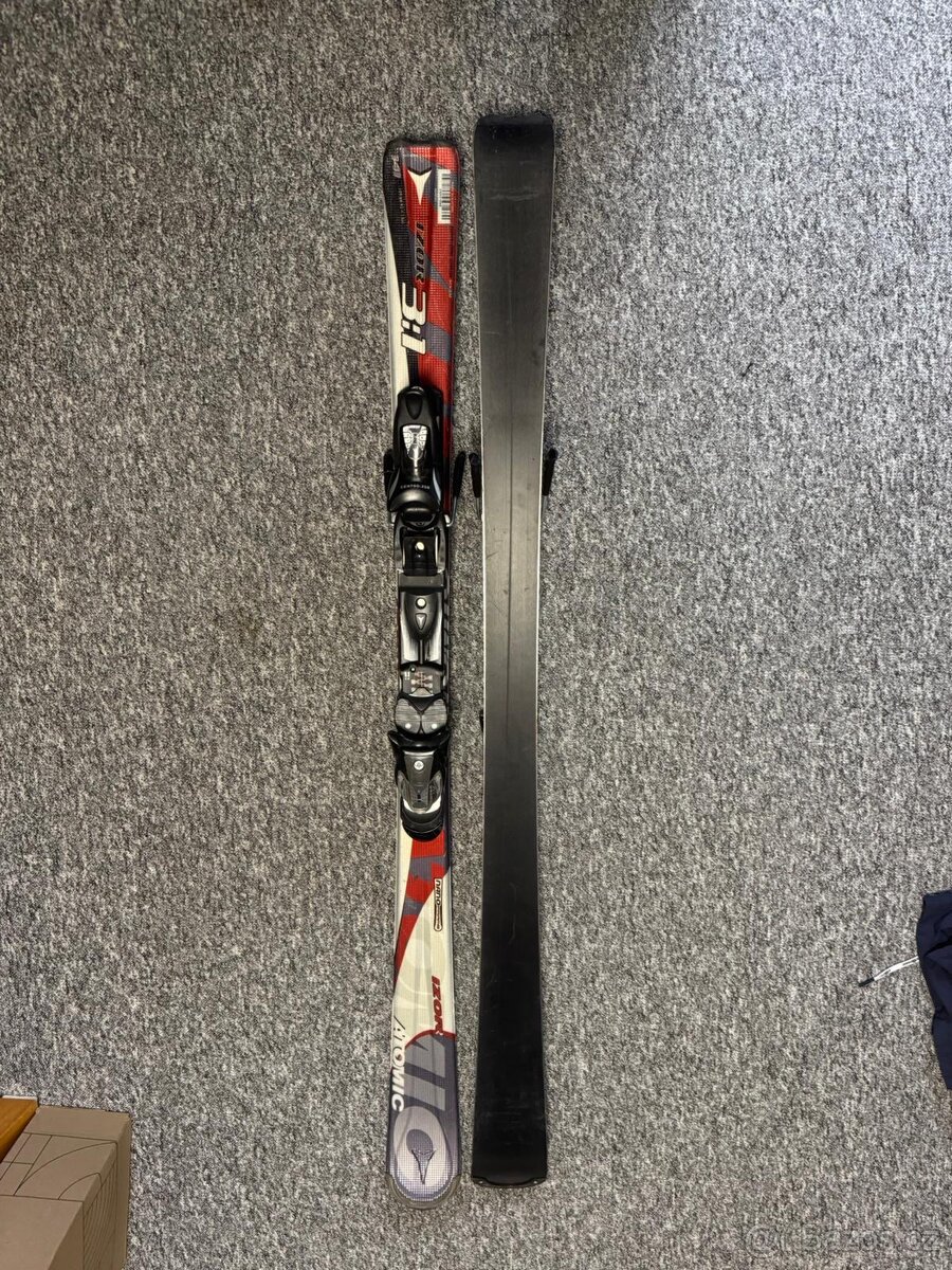 Sjezdove lyze Atomic