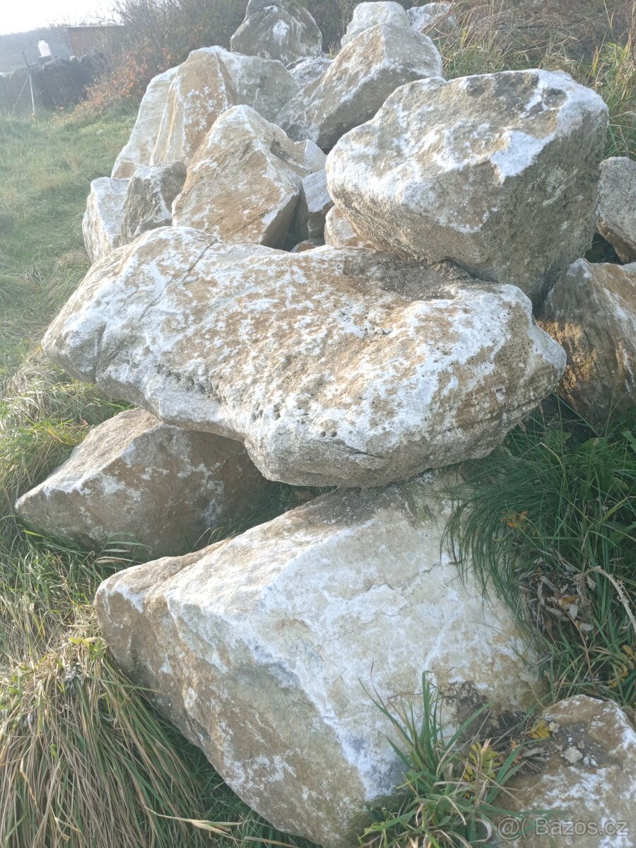 PŘÍRODNÍ KÁMEN KVARCIT - Prodám