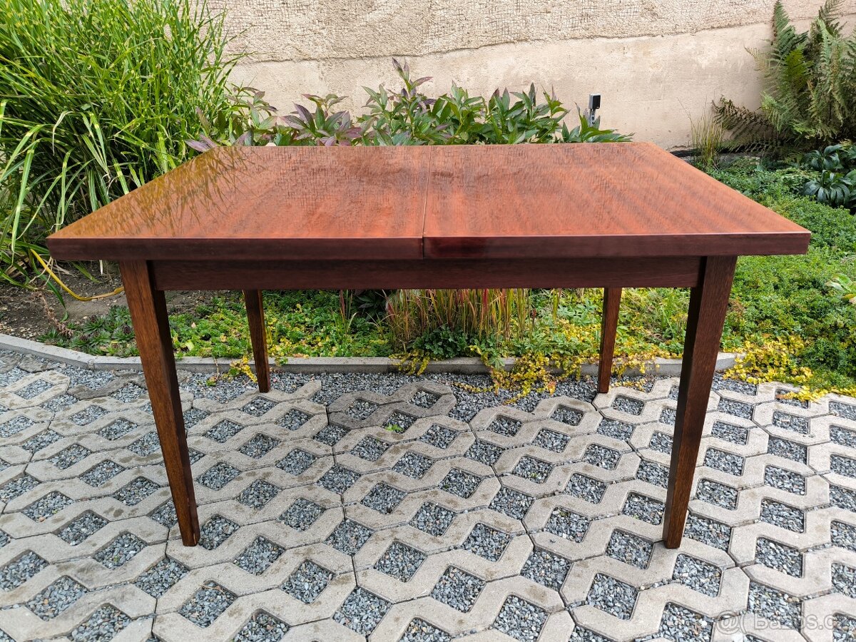 Retro jídelní rozkládací stůl Jitona - 70. léta
