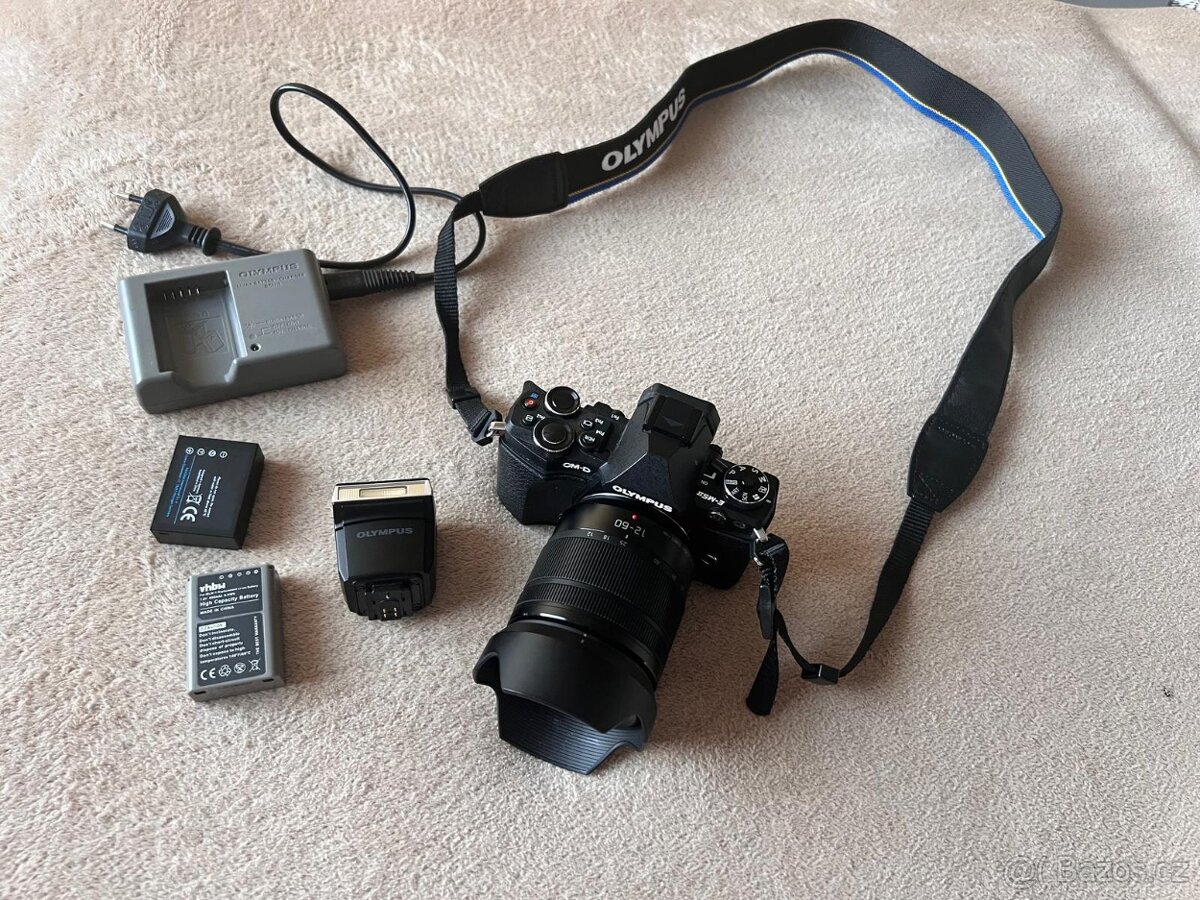 Olympus OM-D E-M5 Mark II – tělo + Panasonic 12–60 m